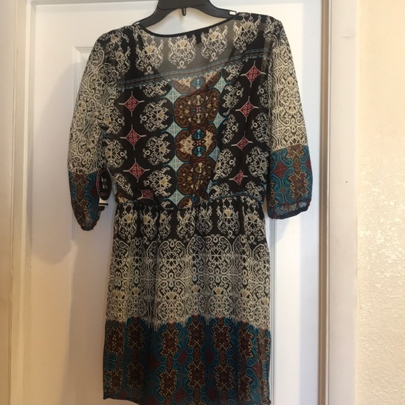 Dress - Picture 4 of 4